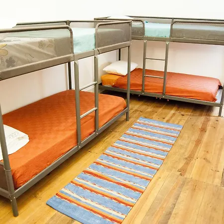 Hostel Keep Touch Lisbon